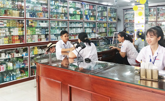 Nhận viên bán thuốc cường dương nhiệt tình năng động Nhận viên bán thuốc cường dương nhiệt tình năng động
